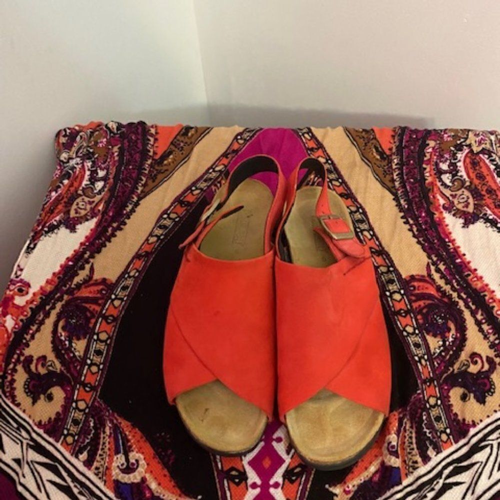 Lands' End Orange open toe Suede sandals, size 9